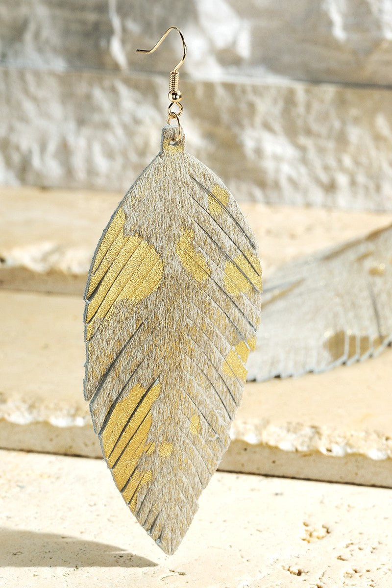Dapper Feather Earrings (2 Colors!)
