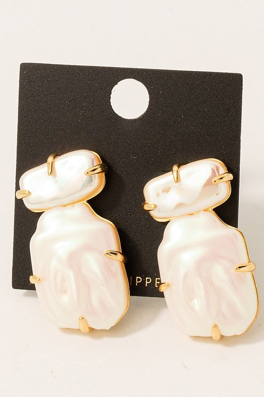 Riff Pearl Stud Earrings