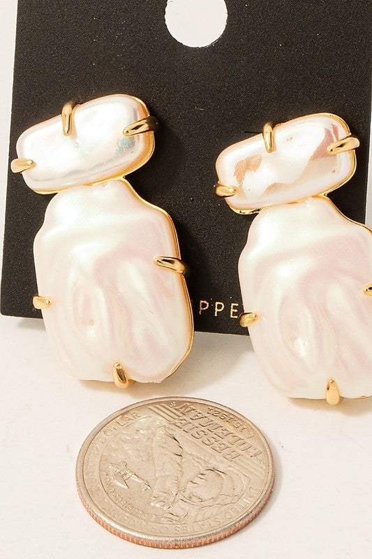 Riff Pearl Stud Earrings