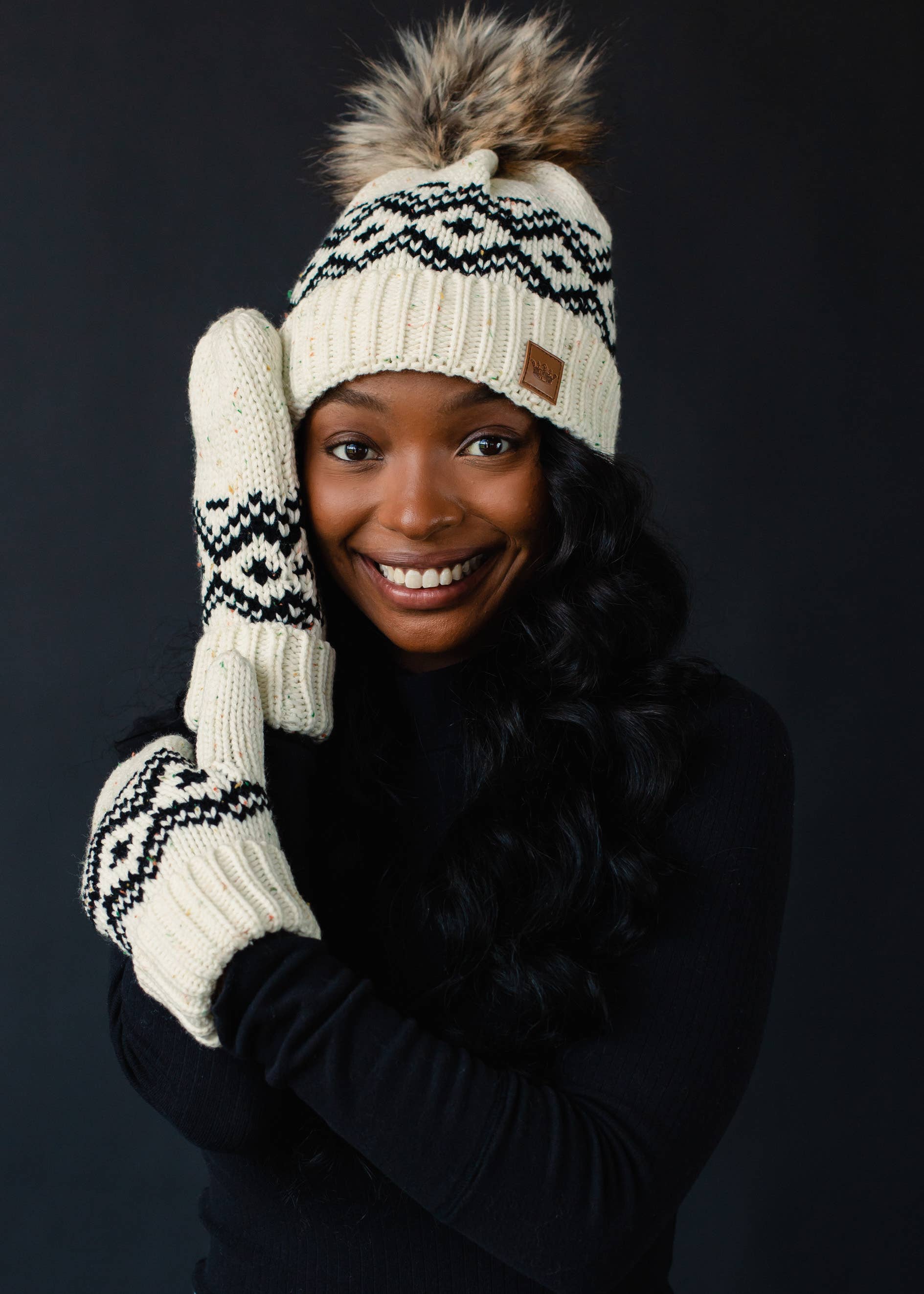 Vix Cream & Speckled Pattern Pom Hat