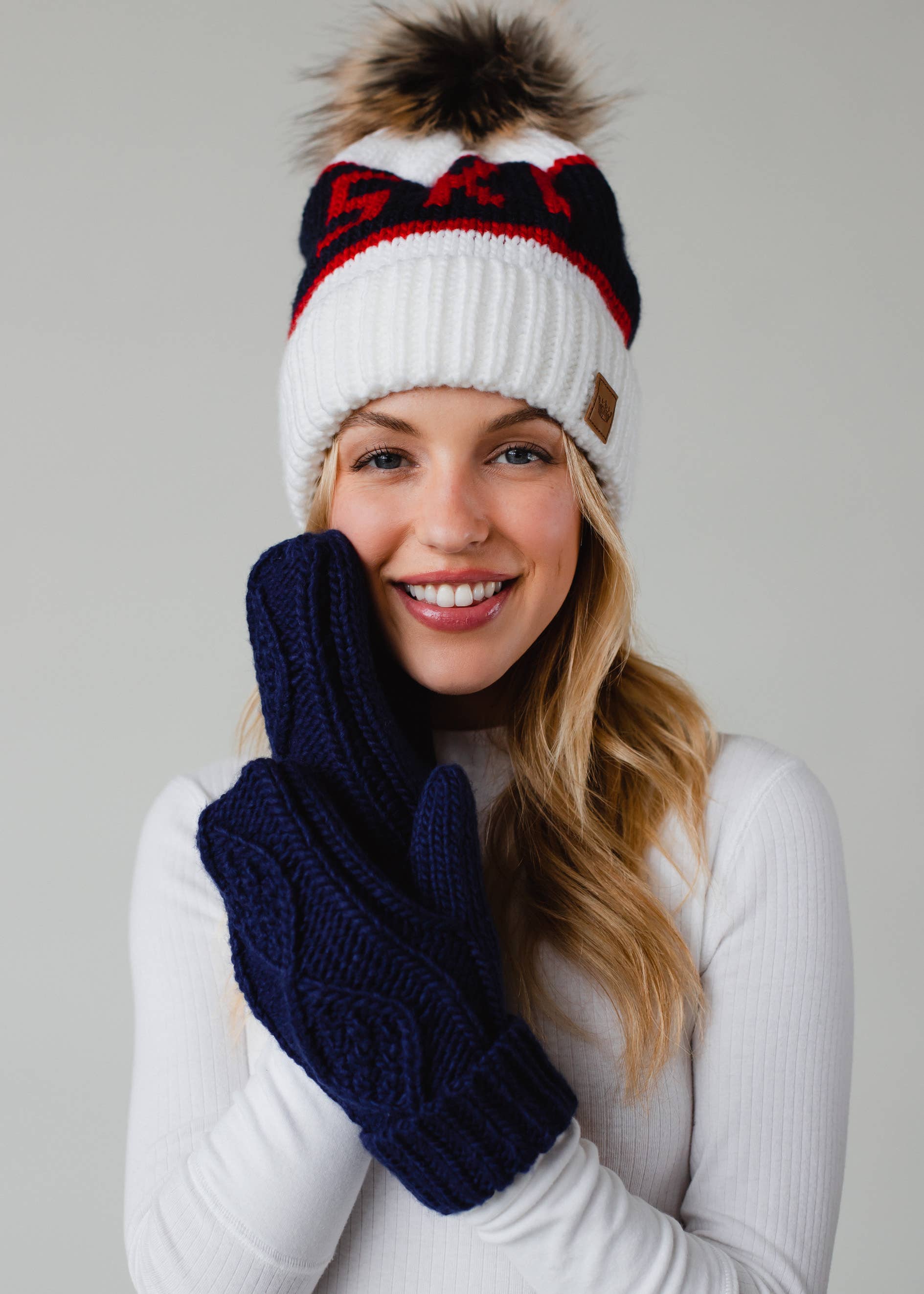 Vada Ski Pom Hat