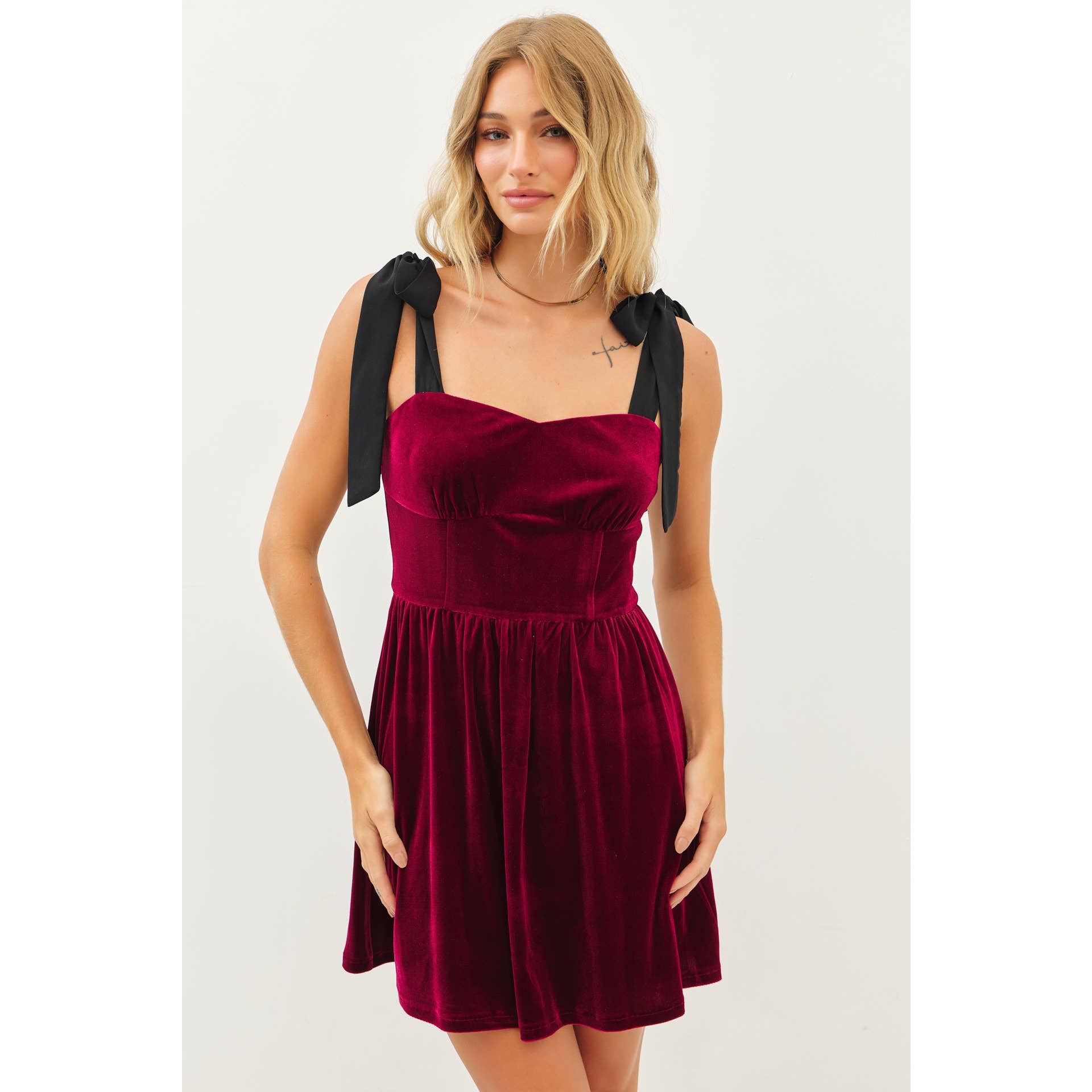 Denni Velvet Dress