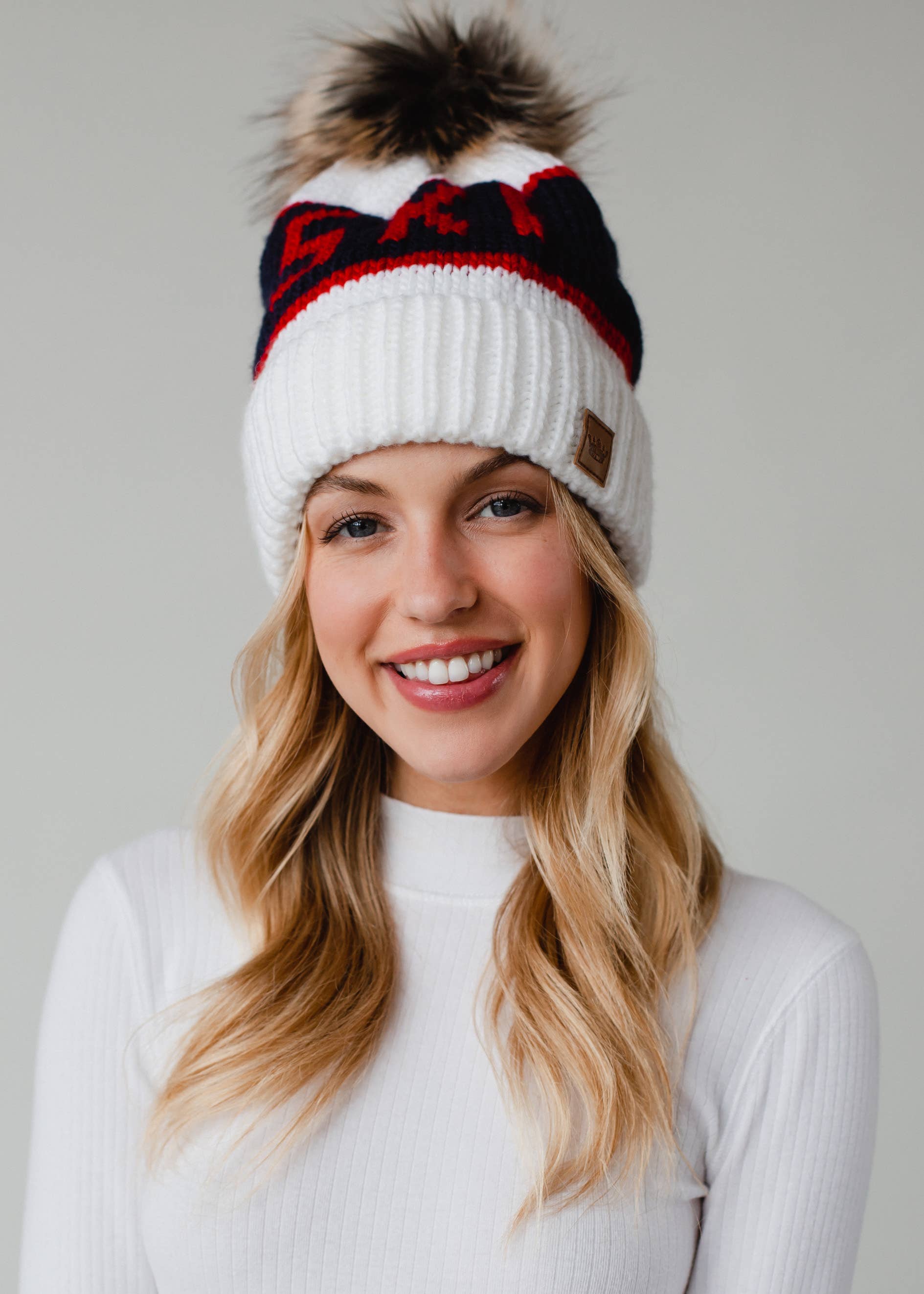 Vada Ski Pom Hat