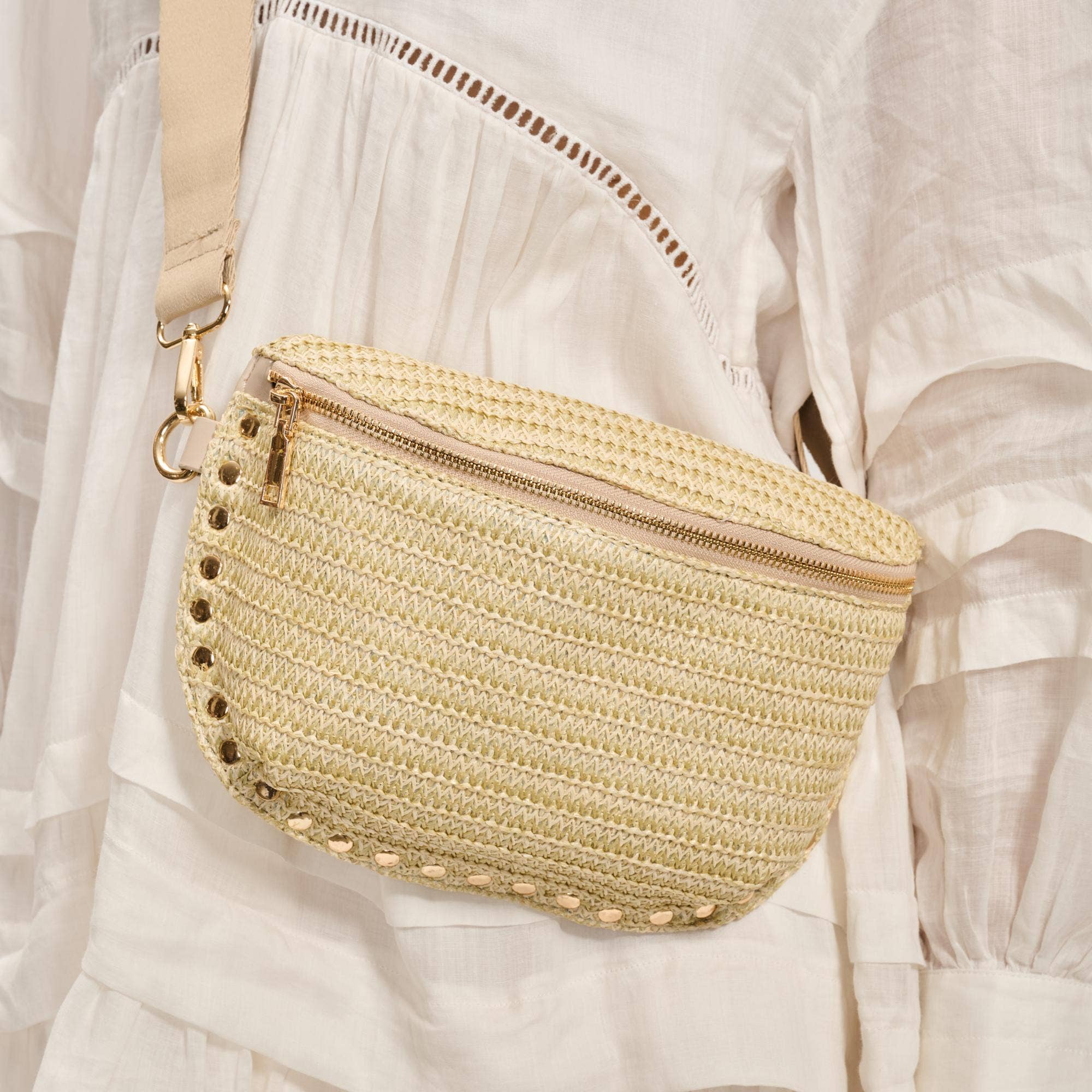 Gizelle Straw Belt Bag